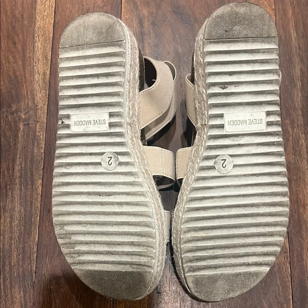 Steve Madden Cream Espadrilles with Minimalist Design Size 2‎